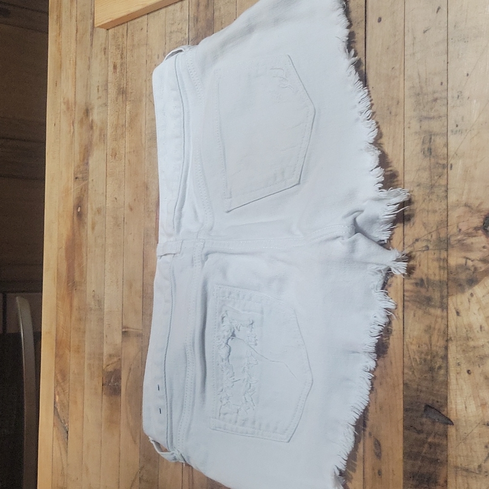 White Express jean shorts size 6